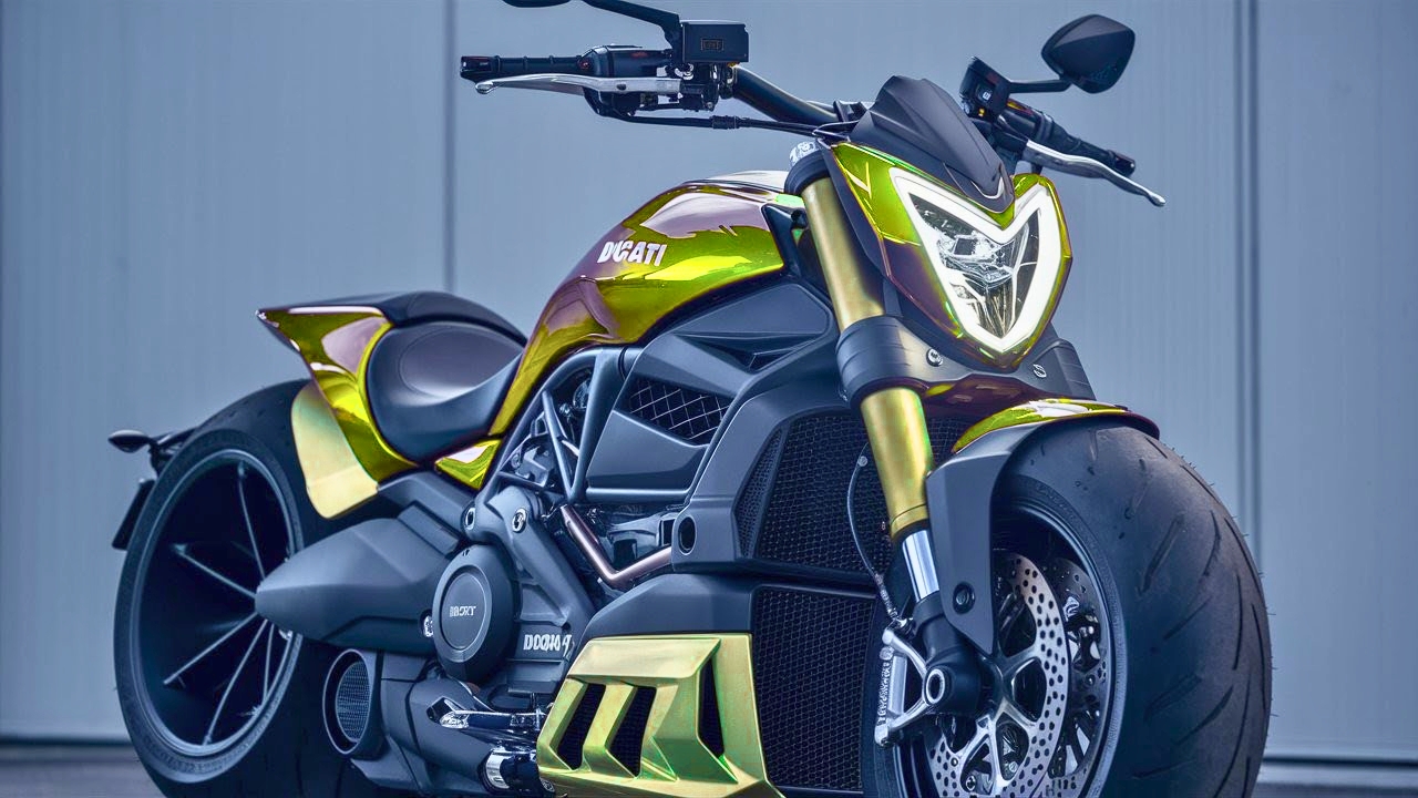 Ducati Diavel V4: La Potente Cruiser Italiana con Motor V4 y Diseño Deportivo Exclusivo