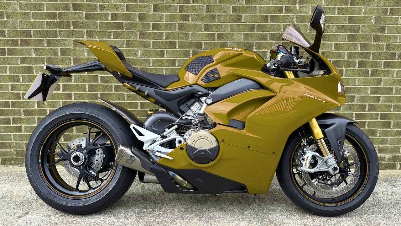 Ducati Panigale V4 S – Supermotocicleta Deportiva con Diseño Premium y Máxima Velocidad
